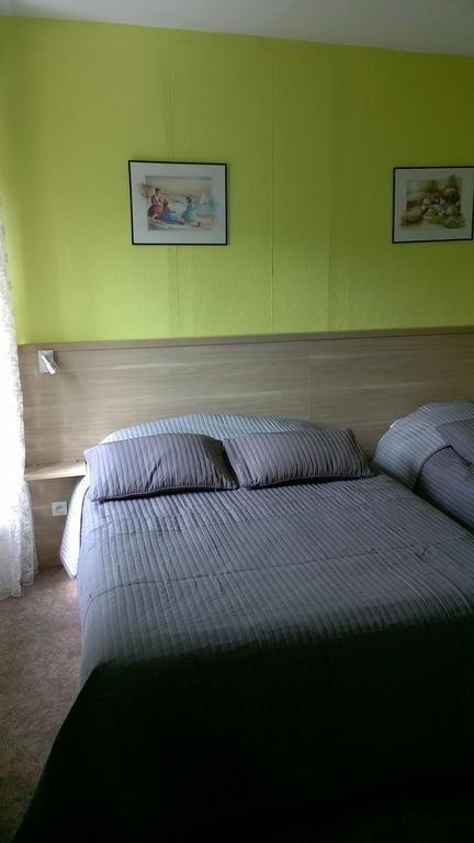 Hotel Des Voyageurs Vorey Room photo